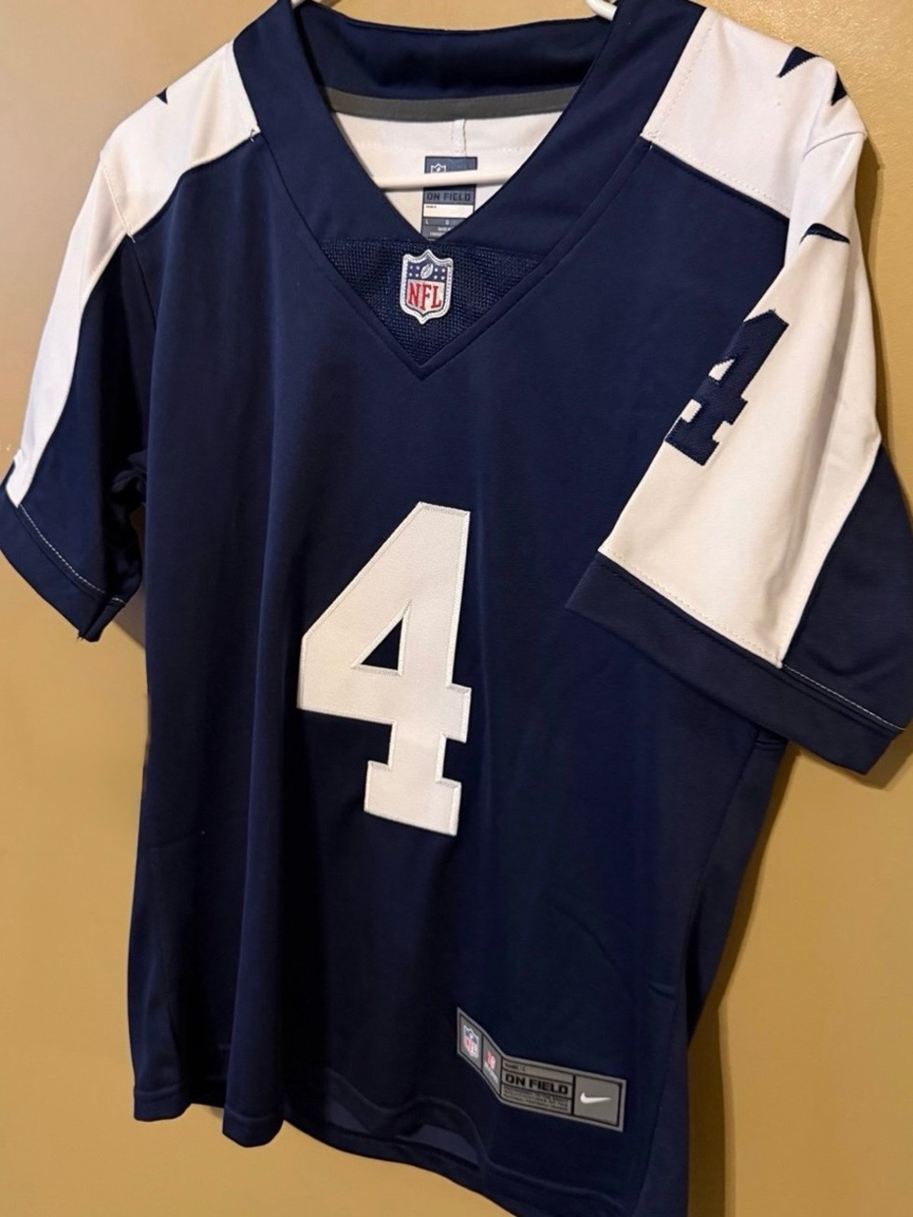 Dallas Cowboys Jersey - Dak Prescott #4 (Size Youth Large)